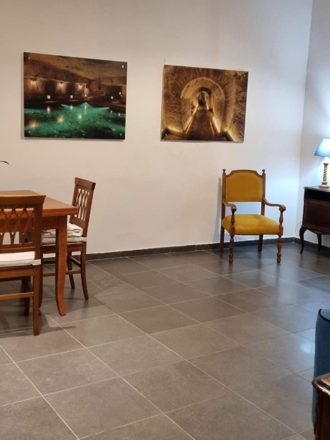 Ferienwohnung Napoli Sottosopra Chiaia Exterior foto