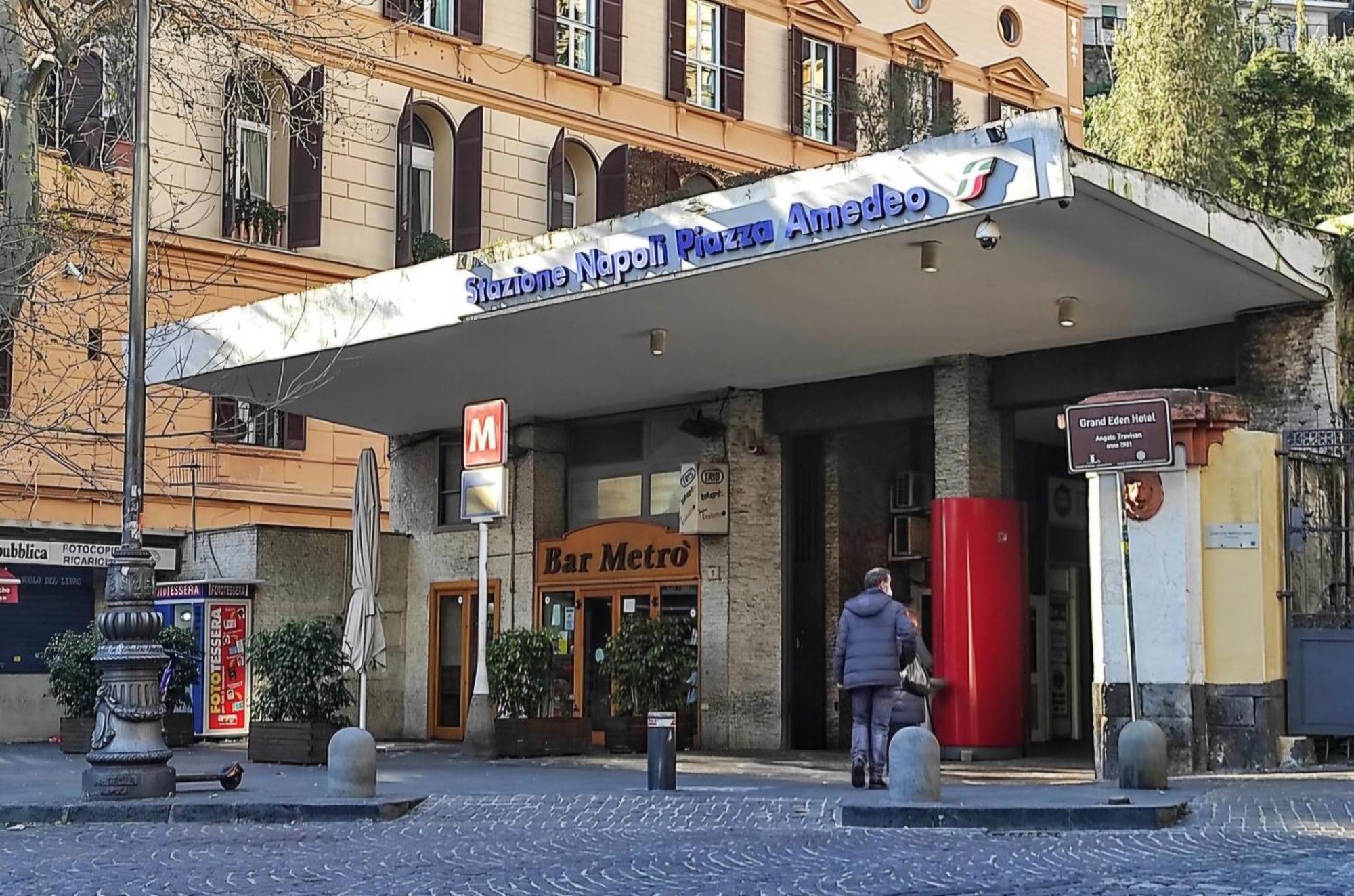 Ferienwohnung Napoli Sottosopra Chiaia Exterior foto
